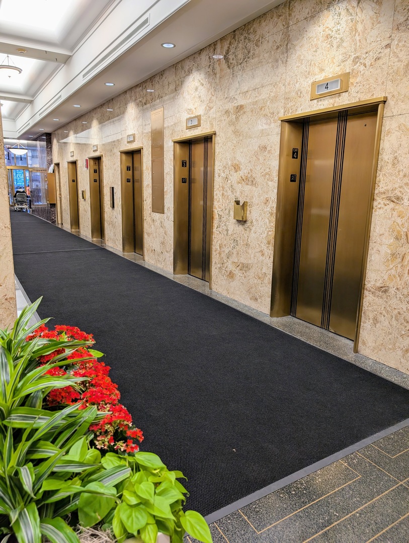 111 N Wabash Avenue 1216