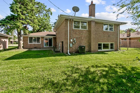 Tiny photo for 936 E 170th Street, South Holland, IL 60473 (MLS # 12660686)