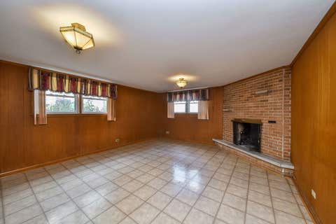 Tiny photo for 1401 Brophy Avenue, Park Ridge, IL 60068 (MLS # 12695057)