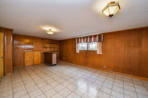 Tiny photo for 1401 Brophy Avenue, Park Ridge, IL 60068 (MLS # 12695057)