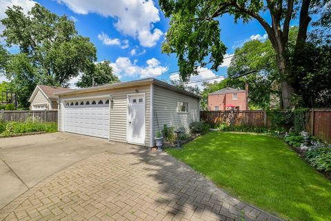 Tiny photo for 1401 Brophy Avenue, Park Ridge, IL 60068 (MLS # 12695057)