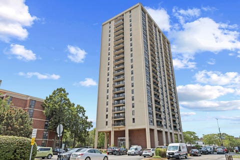 Photo of 2901 S Michigan Avenue #405, Chicago, IL 60616 (MLS # 12718501)