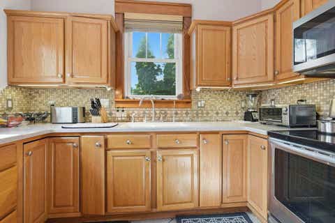 Tiny photo for 56 Whites Place, Bloomington, IL 61701 (MLS # 12675086)