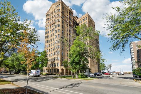 Tiny photo for 7321 S South Shore Drive #8D, Chicago, IL 60649 (MLS # 12488893)