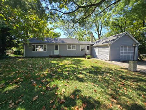 Photo of 901 E Krage Drive, Addison, IL 60101 (MLS # 12457398)