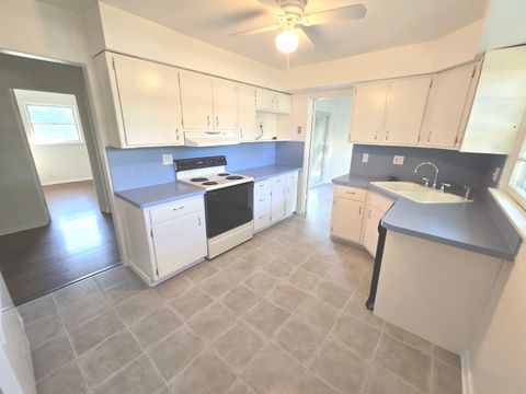 Tiny photo for 901 E Krage Drive, Addison, IL 60101 (MLS # 12457398)