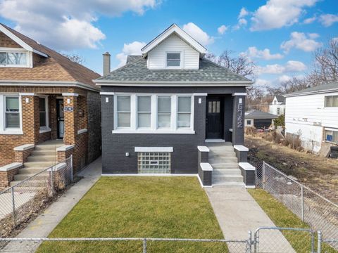 Tiny photo for 6742 S Carpenter Street, Chicago, IL 60621 (MLS # 12664299)