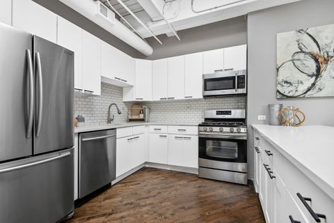 Tiny photo for 411 S SANGAMON Street #7C, Chicago, IL 60607 (MLS # 12447698)