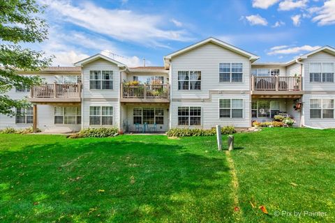 Tiny photo for 1316 N Red Oak Circle #2, Round Lake Beach, IL 60073 (MLS # 12486381)