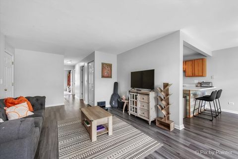 Tiny photo for 1316 N Red Oak Circle #2, Round Lake Beach, IL 60073 (MLS # 12486381)