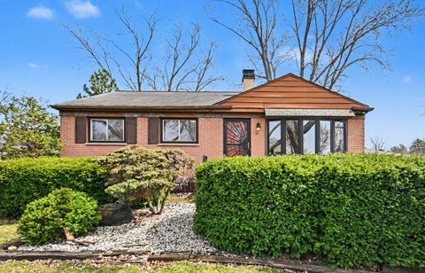 Photo of 1S165 Buttercup Lane, Villa Park, IL 60181 (MLS # 12594704)