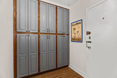 Tiny photo for 1585 Ridge Avenue #506, Evanston, IL 60201 (MLS # 12428262)