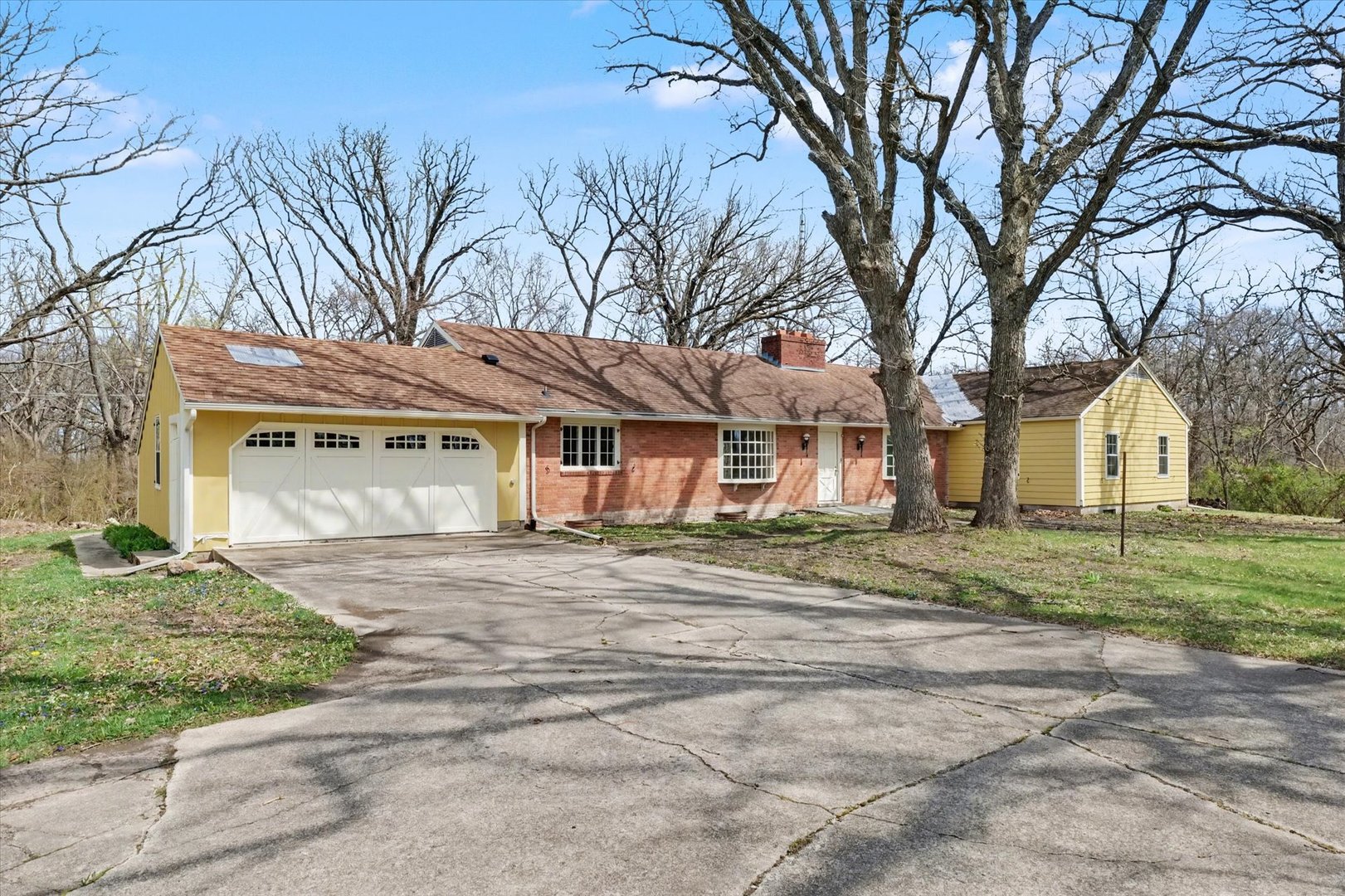 404 Oak Drive