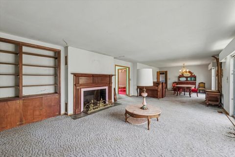 Tiny photo for 404 Oak Drive, Roberts, IL 60962 (MLS # 12602333)