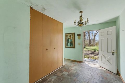 Tiny photo for 404 Oak Drive, Roberts, IL 60962 (MLS # 12602333)