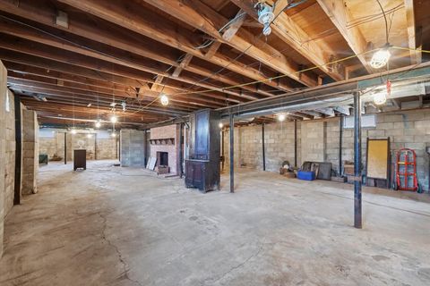 Tiny photo for 404 Oak Drive, Roberts, IL 60962 (MLS # 12602333)