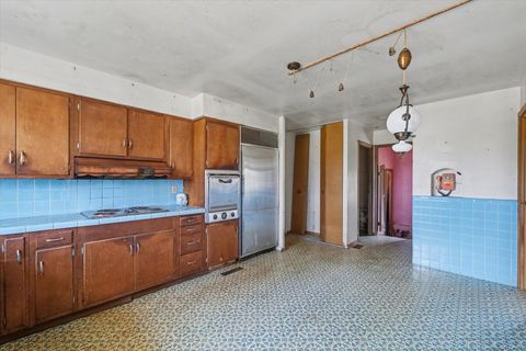 Tiny photo for 404 Oak Drive, Roberts, IL 60962 (MLS # 12602333)