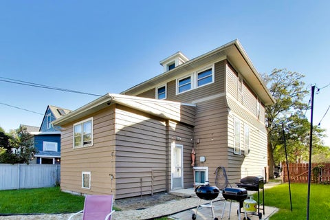 Tiny photo for 813 N Cuyler Avenue, Oak Park, IL 60302 (MLS # 12786051)