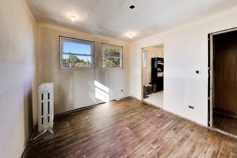Tiny photo for 813 N Cuyler Avenue, Oak Park, IL 60302 (MLS # 12786051)