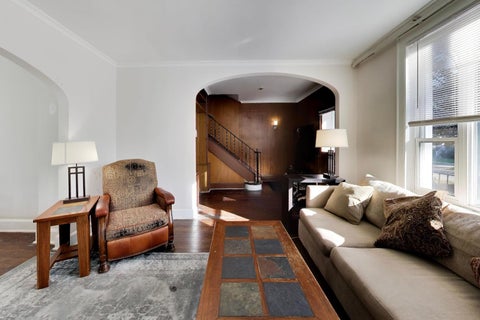 Tiny photo for 813 N Cuyler Avenue, Oak Park, IL 60302 (MLS # 12786051)