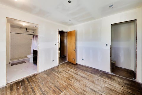 Tiny photo for 813 N Cuyler Avenue, Oak Park, IL 60302 (MLS # 12786051)