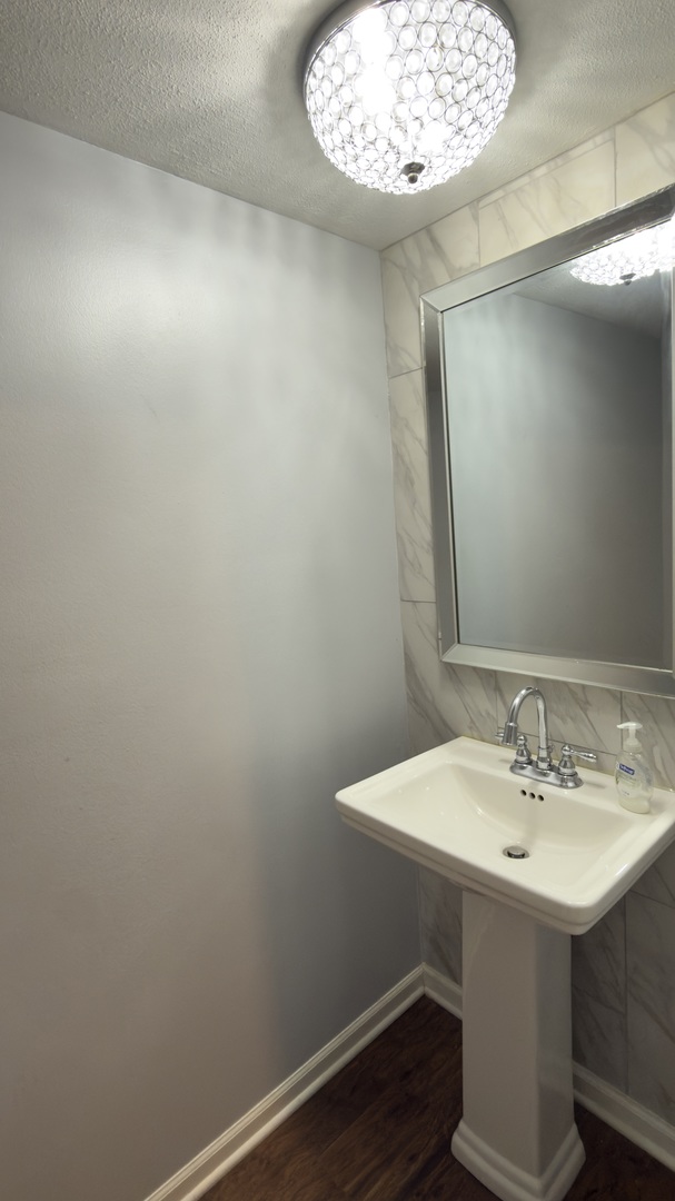 17335 W Maple Lane 17335