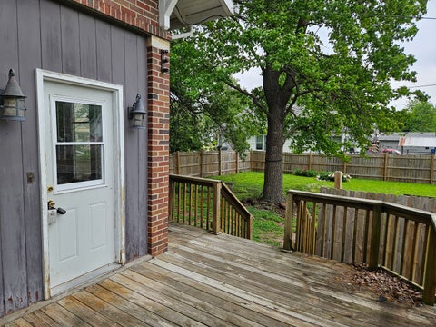 Tiny photo for 402 E 5th Street, Flora, IL 62839 (MLS # 12652235)