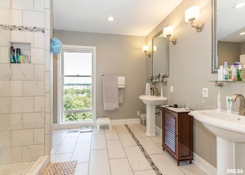 Tiny photo for 4510 5TH Avenue, Moline, IL 61265 (MLS # 12591070)