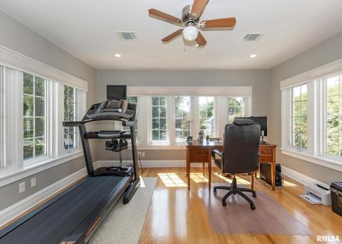 Tiny photo for 4510 5TH Avenue, Moline, IL 61265 (MLS # 12591070)