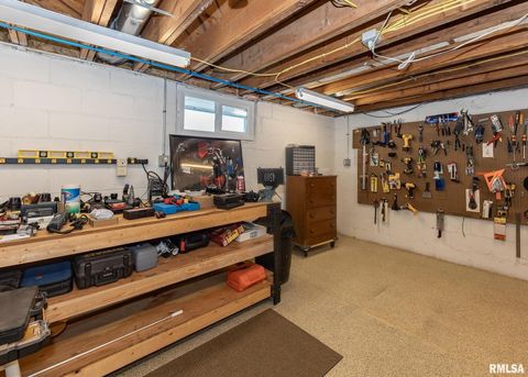 Tiny photo for 4510 5TH Avenue, Moline, IL 61265 (MLS # 12591070)