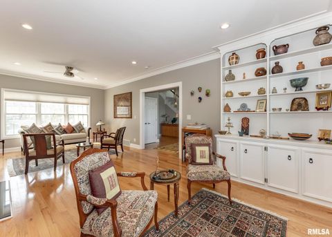 Tiny photo for 4510 5TH Avenue, Moline, IL 61265 (MLS # 12591070)