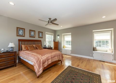 Tiny photo for 4510 5TH Avenue, Moline, IL 61265 (MLS # 12591070)