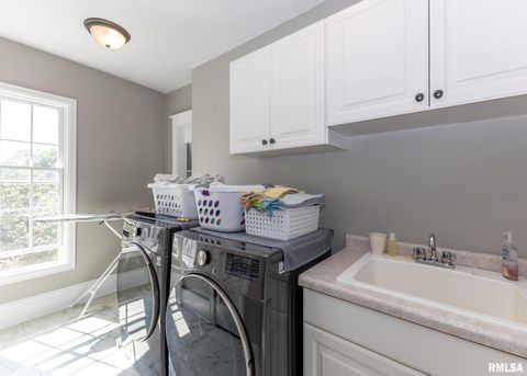 Tiny photo for 4510 5TH Avenue, Moline, IL 61265 (MLS # 12591070)