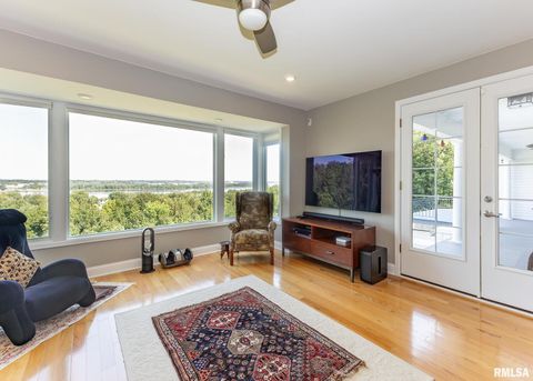 Tiny photo for 4510 5TH Avenue, Moline, IL 61265 (MLS # 12591070)