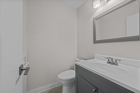 Tiny photo for 765 Clearwood Court, Aurora, IL 60504 (MLS # 12486873)