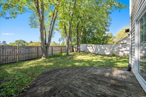 Tiny photo for 765 Clearwood Court, Aurora, IL 60504 (MLS # 12486873)