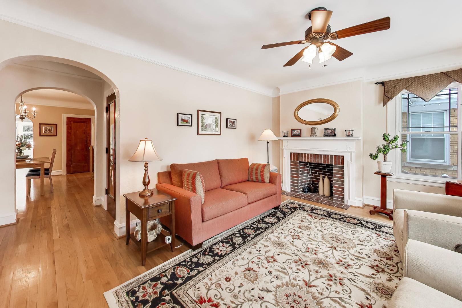 7842 N Karlov Avenue