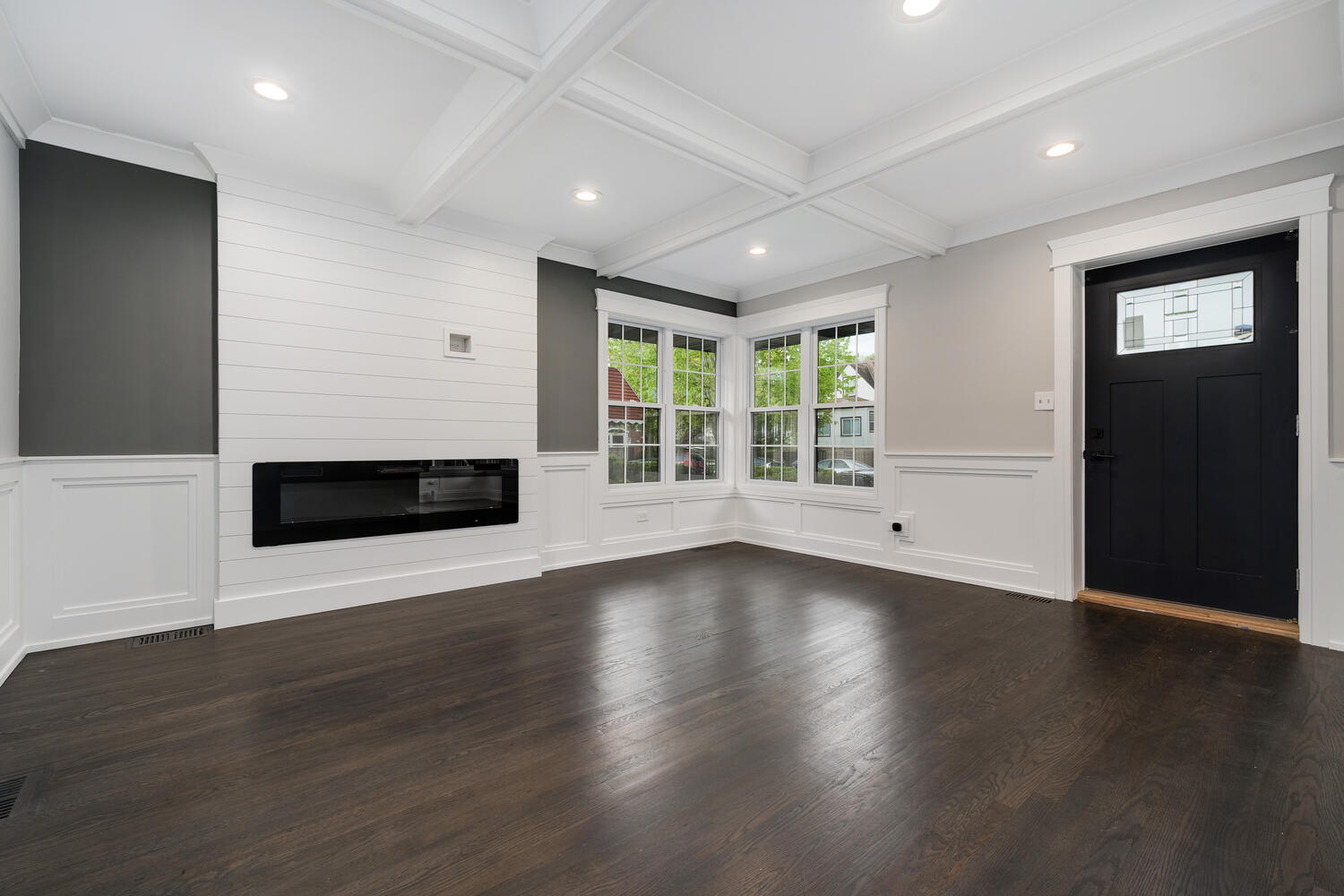 8449 S Euclid Avenue