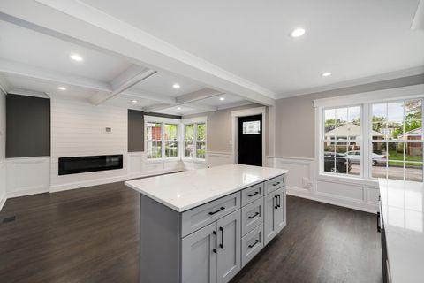 Tiny photo for 8449 S Euclid Avenue, Chicago, IL 60617 (MLS # 12529938)