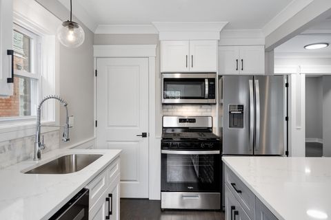 Tiny photo for 8449 S Euclid Avenue, Chicago, IL 60617 (MLS # 12529938)