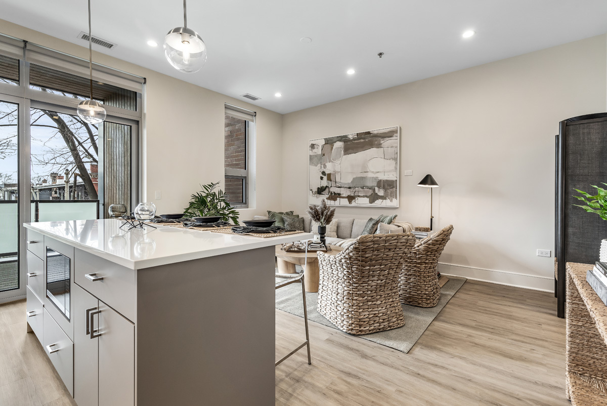 435 Madison Street 207