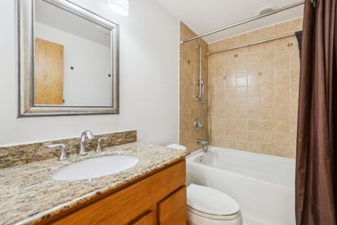 Tiny photo for 1504 E Emmerson Lane, Mount Prospect, IL 60056 (MLS # 12490103)