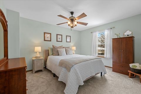 Tiny photo for 645 E State Street, South Elgin, IL 60177 (MLS # 12594188)