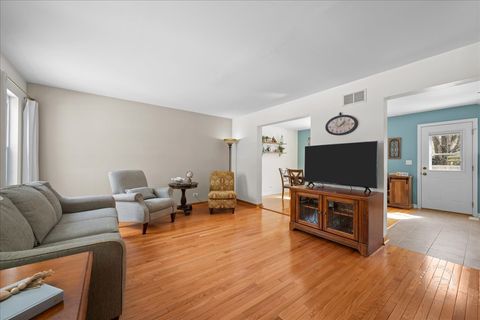 Tiny photo for 645 E State Street, South Elgin, IL 60177 (MLS # 12594188)