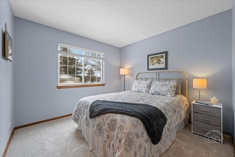 Tiny photo for 645 E State Street, South Elgin, IL 60177 (MLS # 12594188)