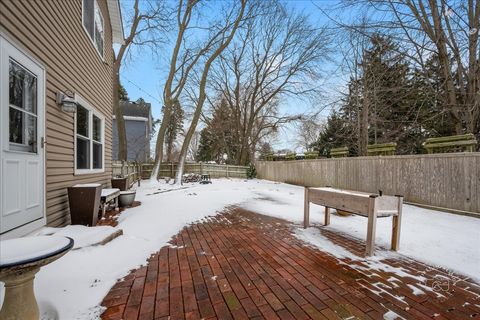 Tiny photo for 645 E State Street, South Elgin, IL 60177 (MLS # 12594188)