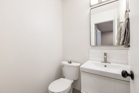 Tiny photo for 2215 Nichols Road #21C, Arlington Heights, IL 60004 (MLS # 12581348)
