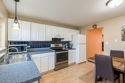 Tiny photo for 2215 Nichols Road #21C, Arlington Heights, IL 60004 (MLS # 12581348)