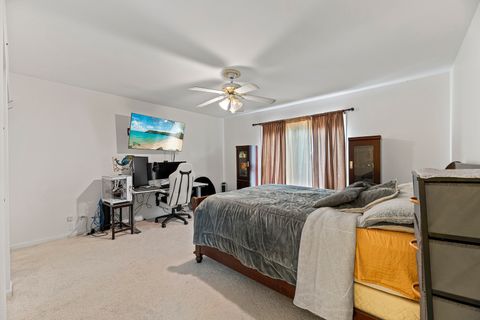 Tiny photo for 1121 Southbridge Lane, Schaumburg, IL 60194 (MLS # 12445584)