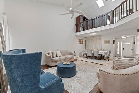 Tiny photo for 1121 Southbridge Lane, Schaumburg, IL 60194 (MLS # 12445584)